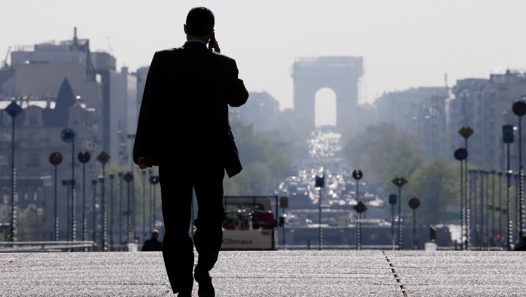English Copywriter in Paris: How to freelance for a French company