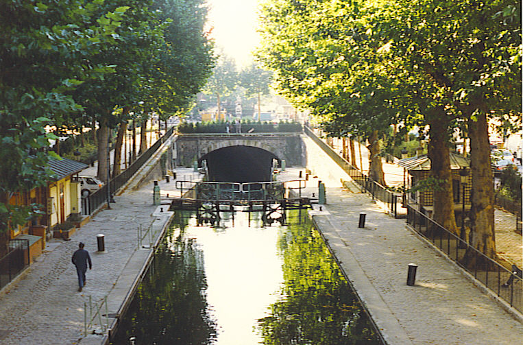 English Copywriter in Paris: one sunny bobo afternoon