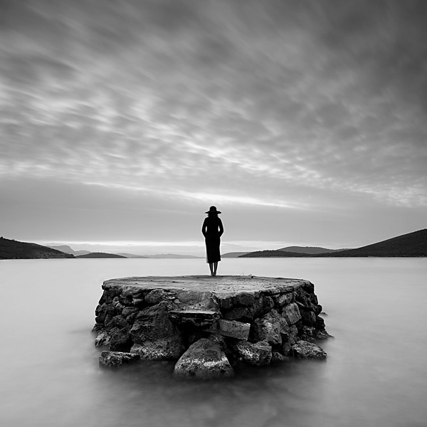 English Copywriter in Paris: overcoming moments of solitude