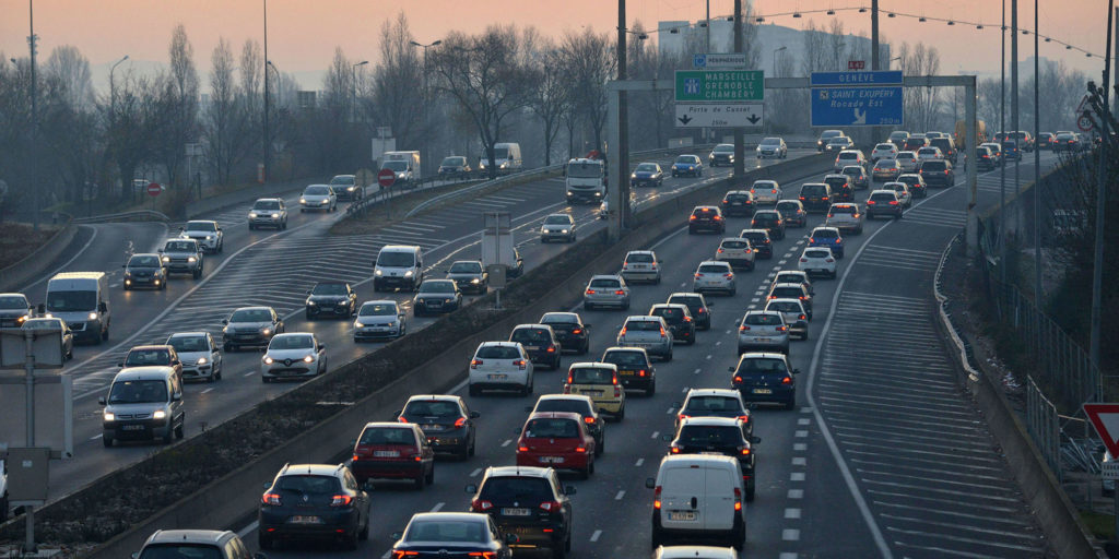 Image of traffic jams on the Paris ring road